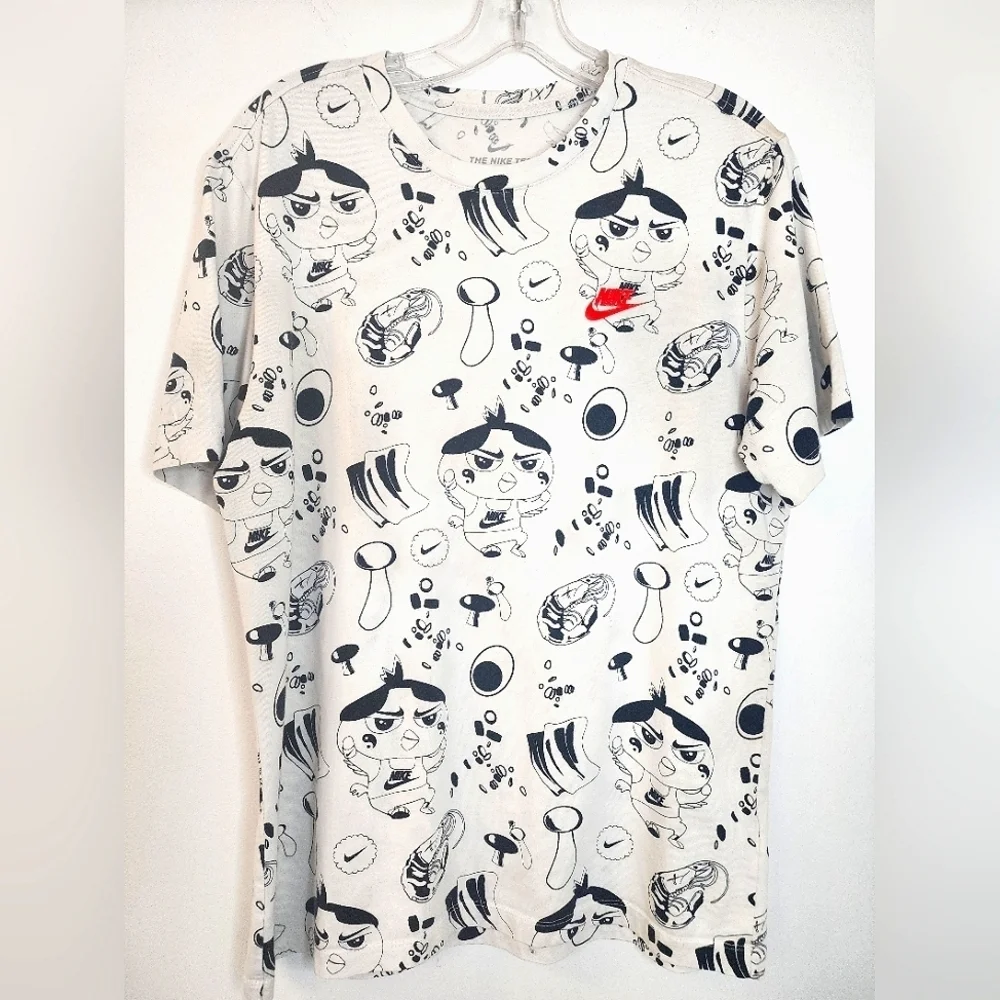 Nike Men's White & Black Character Graphic Tee Shirt Baggy 100% Cotton, sz MD